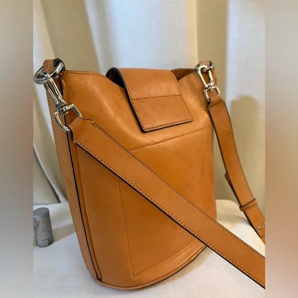 Banana Republic Italian Vachetta 100% Leather Bucket Bag Natural Tan Silver Ring - Picture 9 of 11